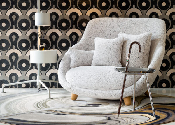Moooi Love Snuggler Sofa1 Moooi Love Snuggler Sofa1