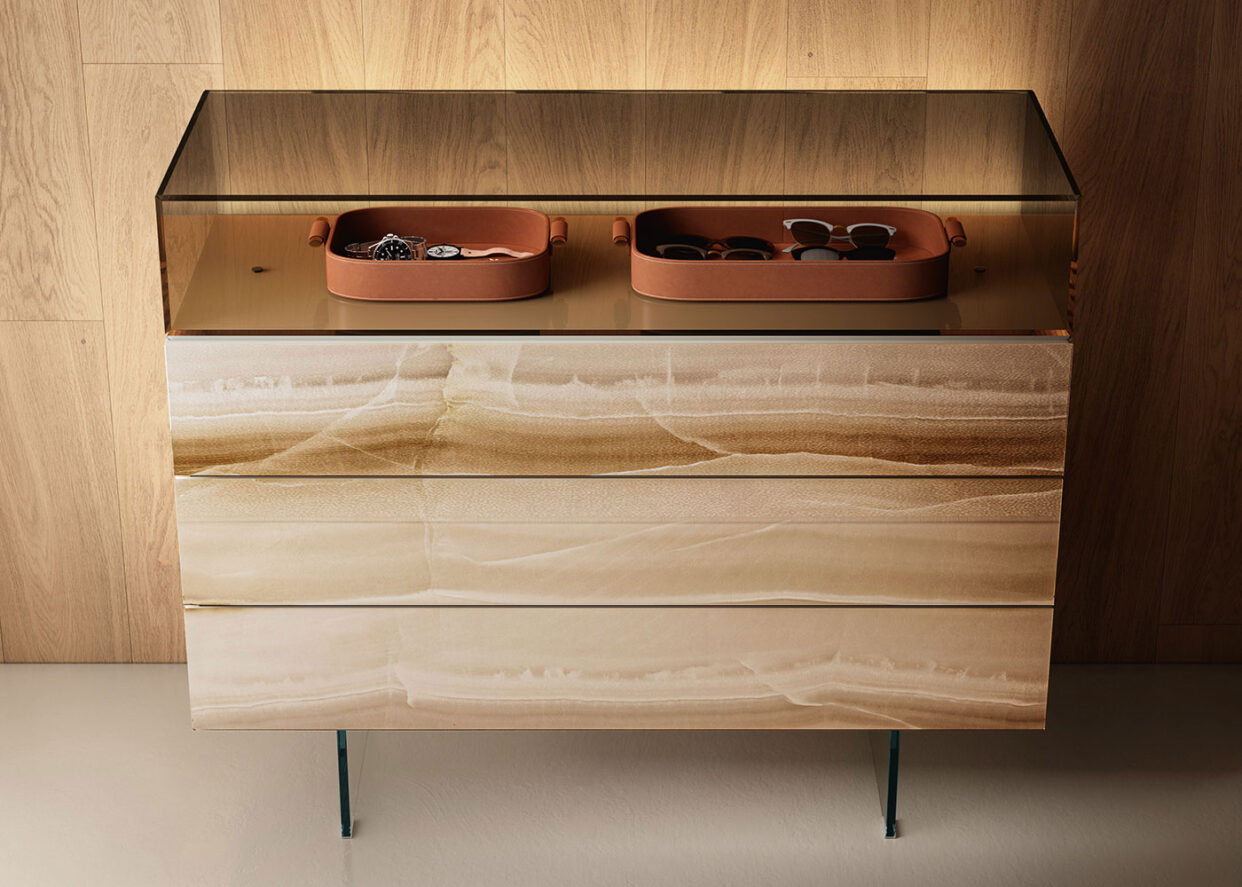 36e8 Dresser