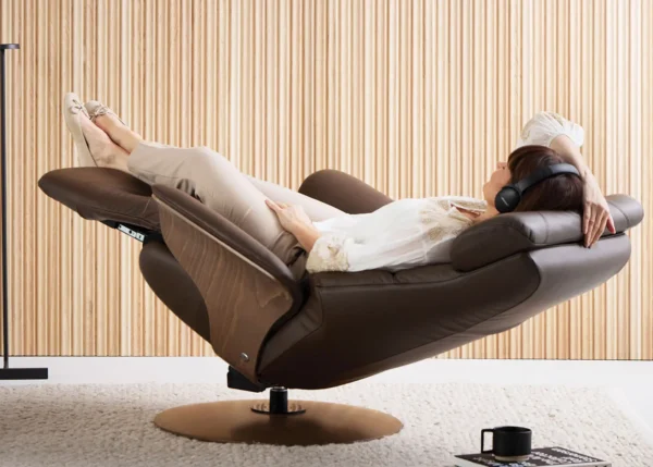 Stressless Adam Recliner3